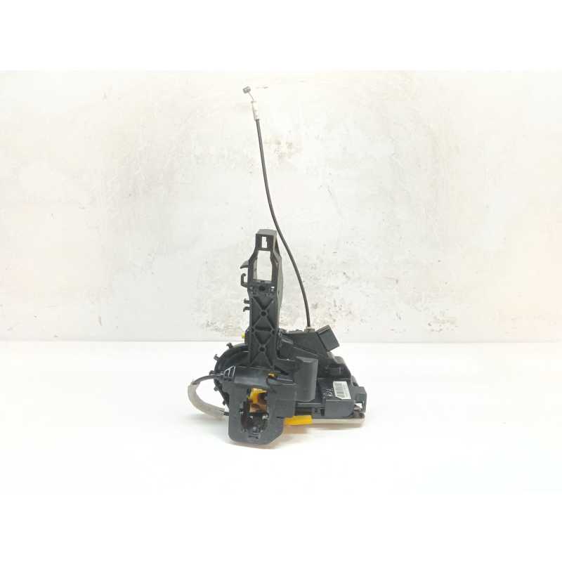 Recambio de cerradura puerta delantera derecha para kia cee´d concept referencia OEM IAM 81320A20101EF  