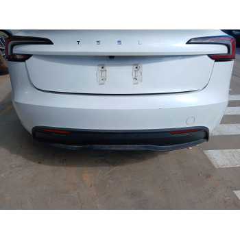 PARAGOLPES TRASERO 