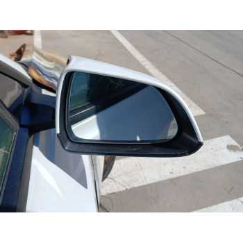 RETROVISOR DERECHO 