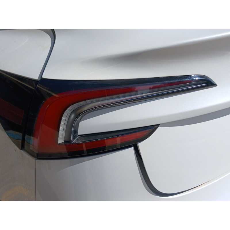 Recambio de piloto trasero izquierdo para tesla model 3 ev referencia OEM IAM   