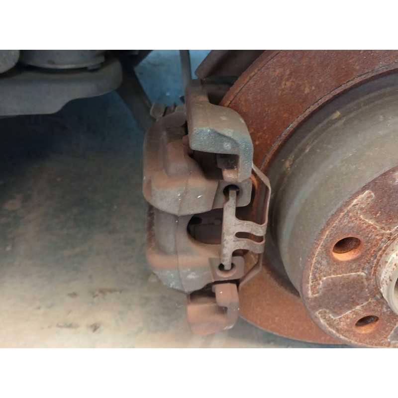 Recambio de pinza de freno trasera izquierda para bmw 1 (f20) 114 d referencia OEM IAM   