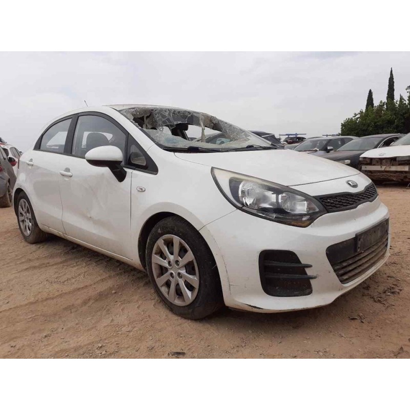 kia rio del año 2015