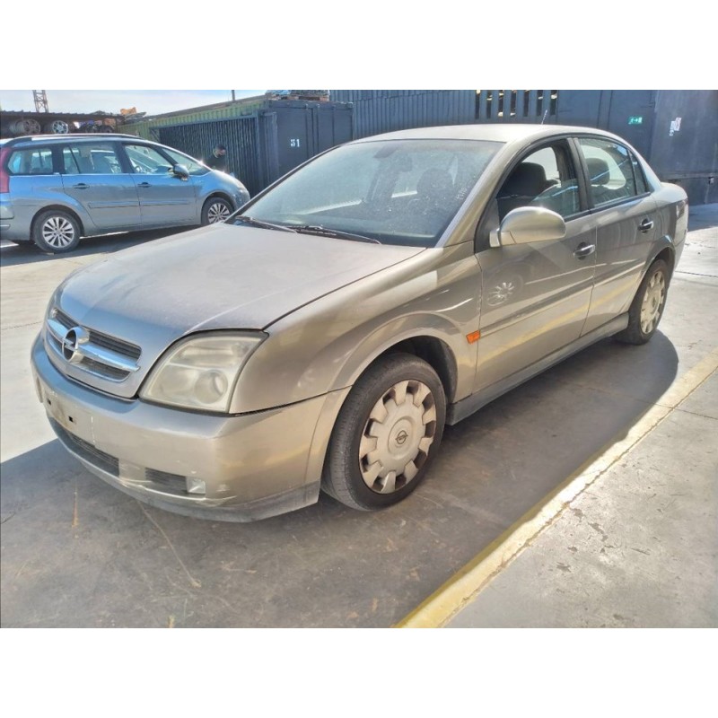 opel vectra c berlina del año 2002