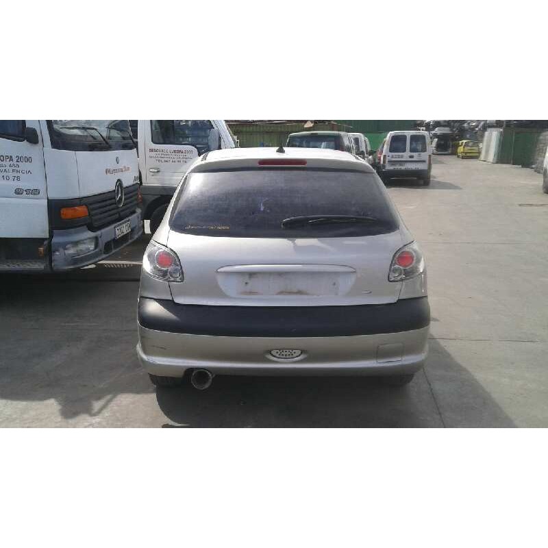peugeot 206 berlina del año 2003