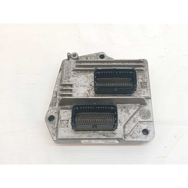 Recambio de centralita motor uce para opel astra h (a04) 1.6 (l48) referencia OEM IAM 55562549 D07006 