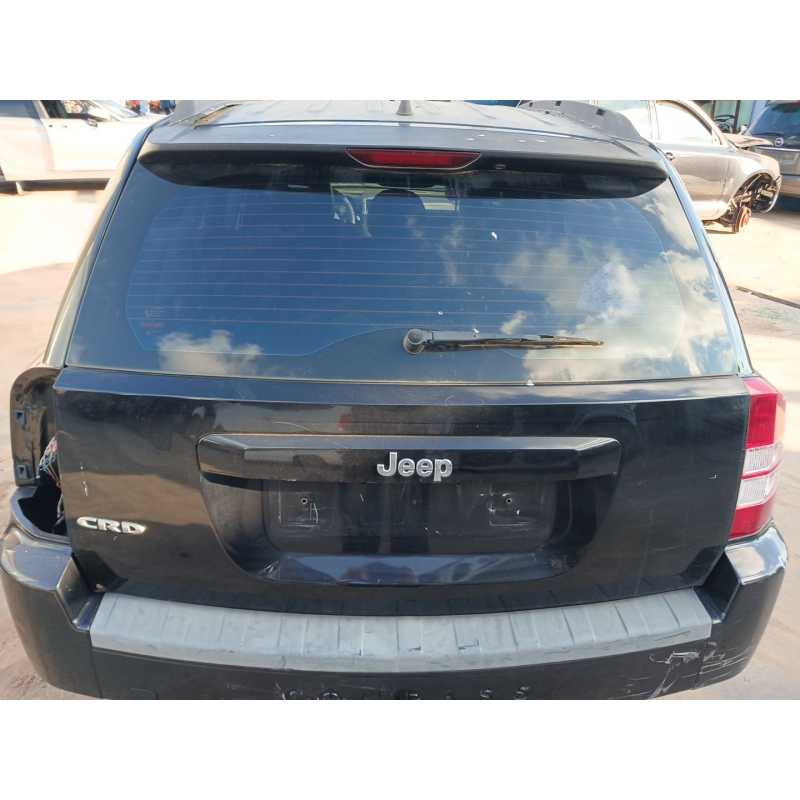 Recambio de porton trasero para chrysler jeep compass sport referencia OEM IAM   