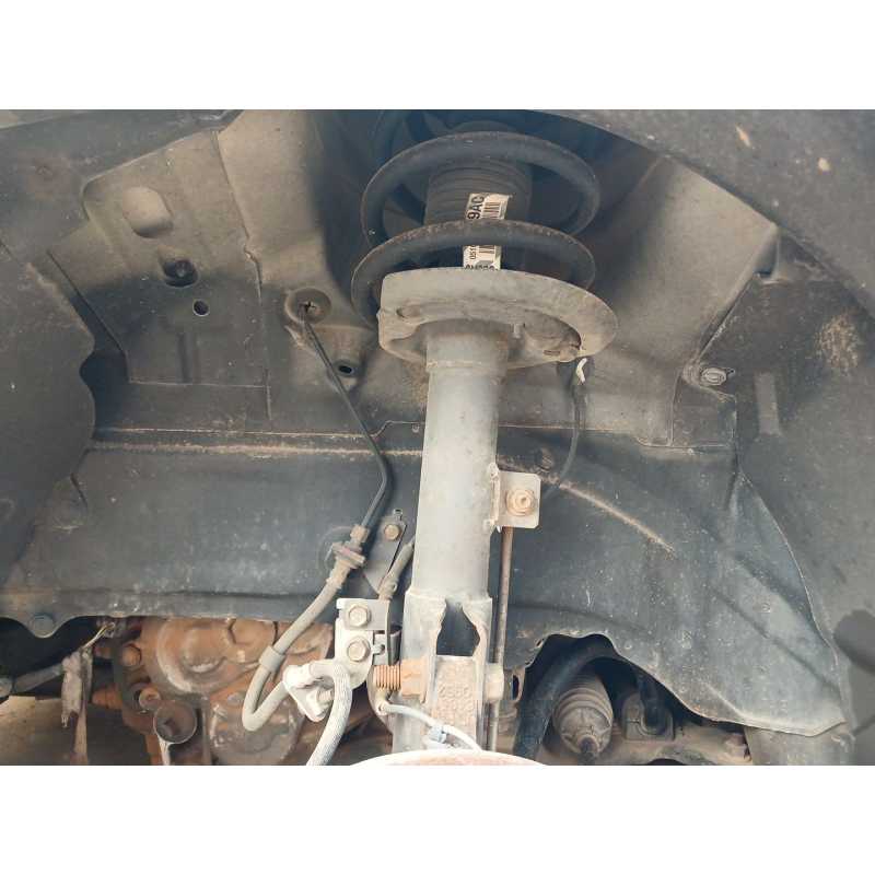 Recambio de amortiguador delantero izquierdo para chrysler jeep compass sport referencia OEM IAM 05105869AC  