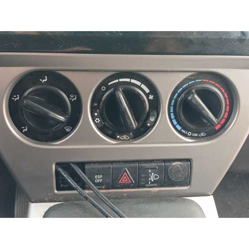 Recambio de mando climatizador para chrysler jeep compass sport referencia OEM IAM   