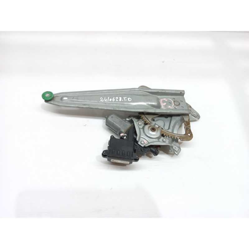 Recambio de elevalunas trasero derecho para toyota auris hybrid active referencia OEM IAM C14344100 961919101 