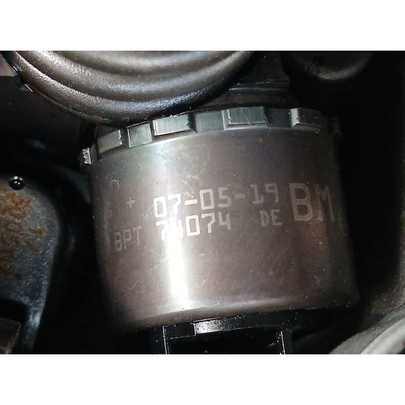 Recambio de inyector para chrysler jeep compass sport referencia OEM IAM   