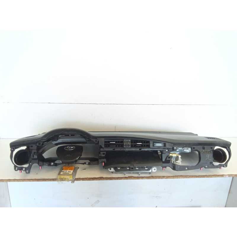 Recambio de kit airbag para toyota auris hybrid active referencia OEM IAM 8917002C30 0080P1 2J0C41512M1D