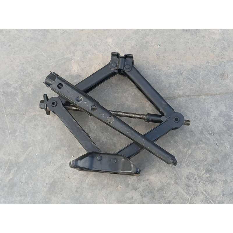 Recambio de gato para chrysler jeep compass sport referencia OEM IAM   