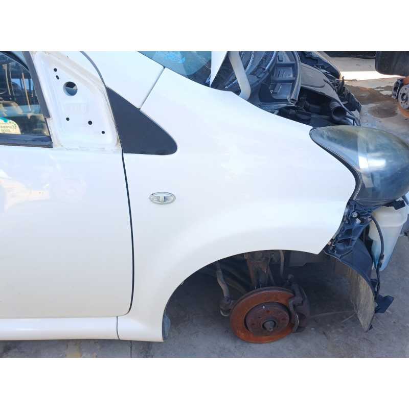 Recambio de aleta delantera derecha para toyota aygo (_b1_) 1.0 (kgb10_) referencia OEM IAM   