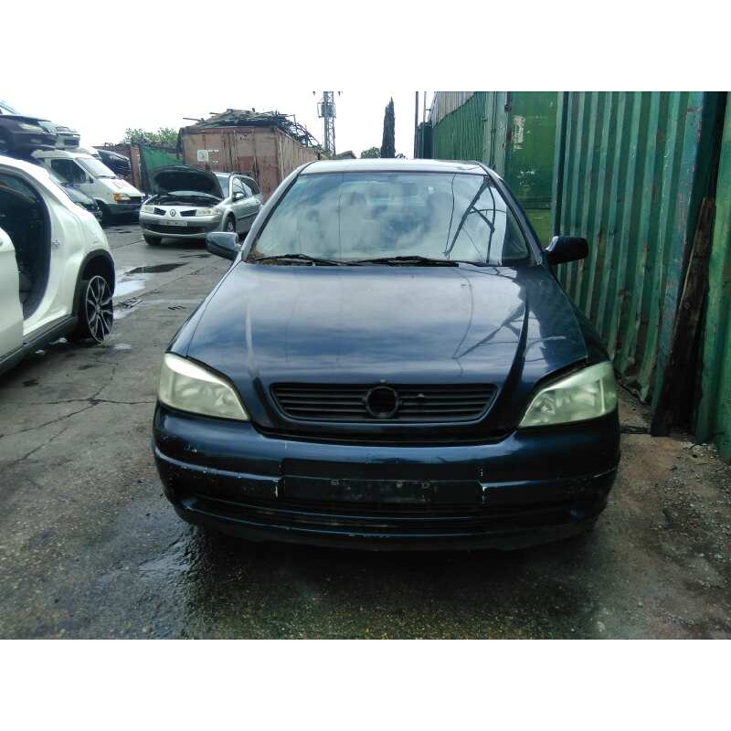 opel astra g berlina del año 2002