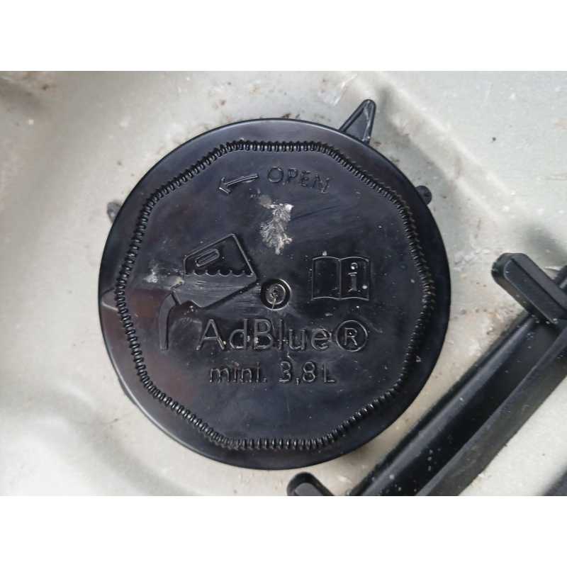 Recambio de deposito adblue para peugeot 208 style referencia OEM IAM   