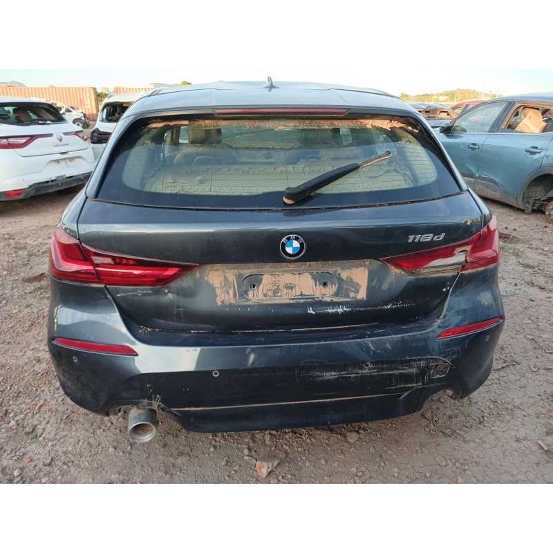 bmw serie 1 lim. (f40) del año 2021