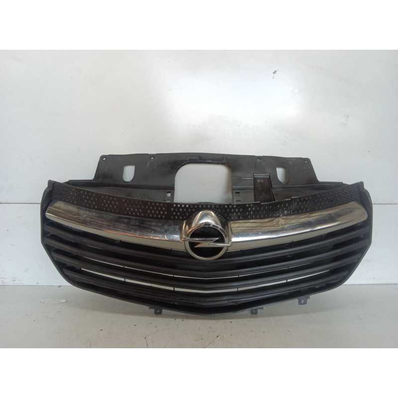 Recambio de rejilla delantera para opel vivaro b kasten/combi furgón l1h1 2.9t expression referencia OEM IAM 623104066R  