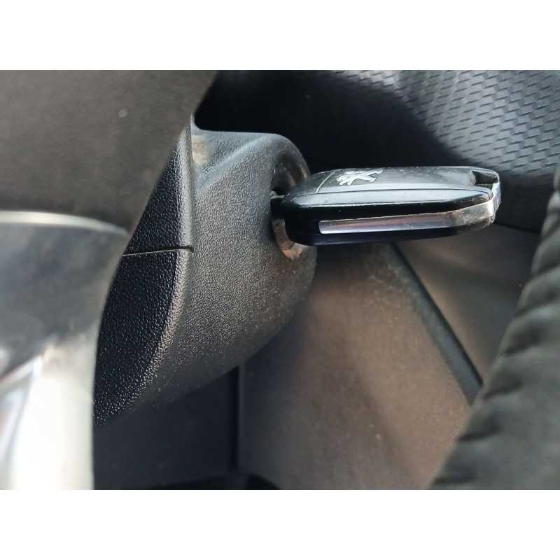 Recambio de columna direccion para peugeot 208 style referencia OEM IAM   