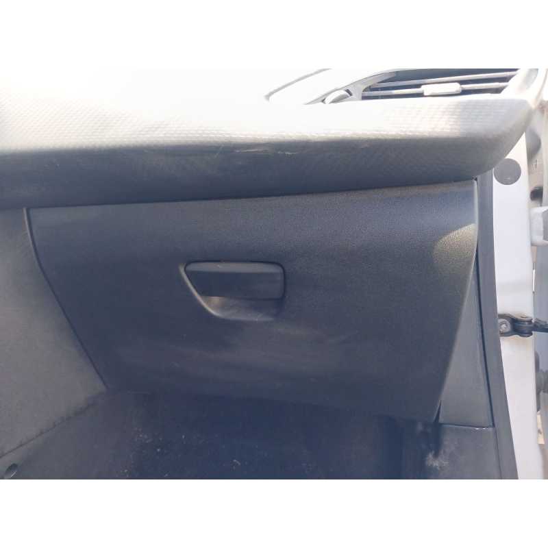 Recambio de guantera para peugeot 208 style referencia OEM IAM   