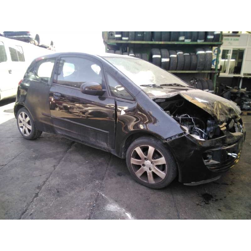 mitsubishi colt berlina 3 (cz) del año 2006