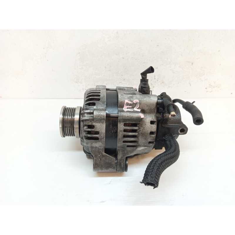 Recambio de alternador para hyundai tucson (jm) 2.0 crdi referencia OEM IAM 3730027013 021319113 