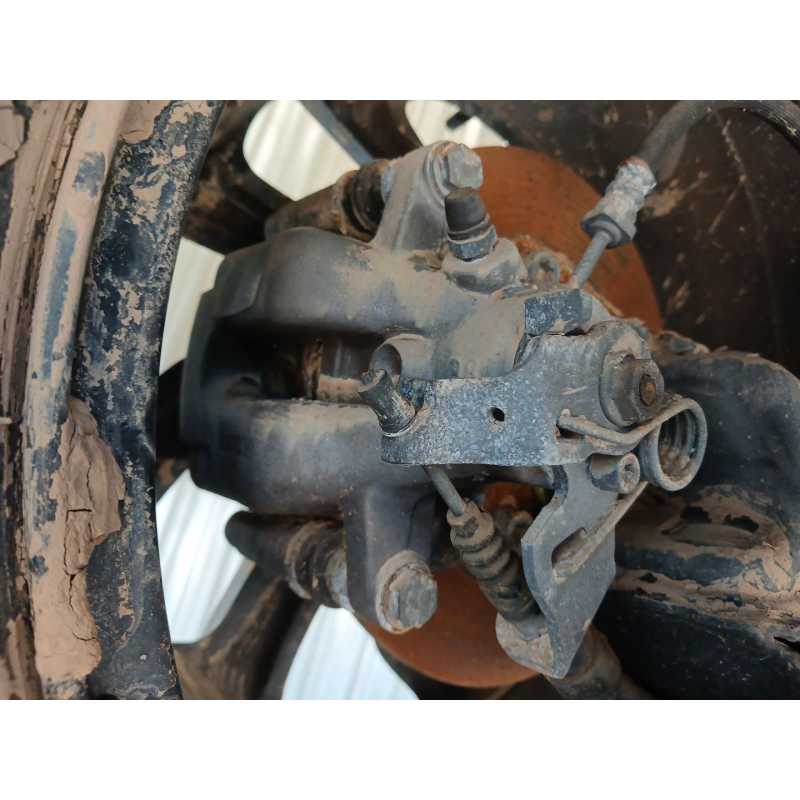 Recambio de pinza de freno trasera izquierda para opel crossland x / crossland (p17, p2qo) 1.2 (75) referencia OEM IAM   