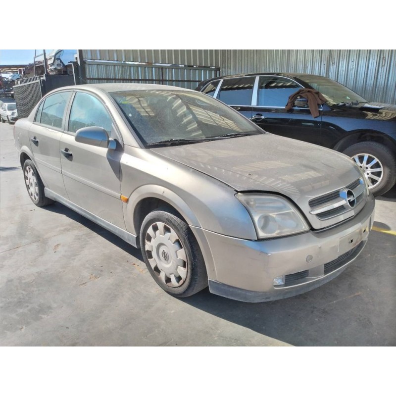 opel vectra c berlina del año 2002