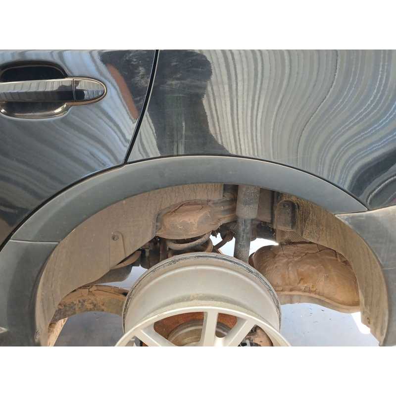 Recambio de aletin trasero izquierdo para bmw x3 (e83) 2.0 d referencia OEM IAM   
