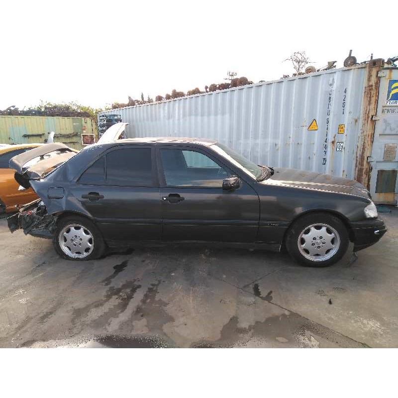 mercedes-benz clase c (w202) berlina del año 1994