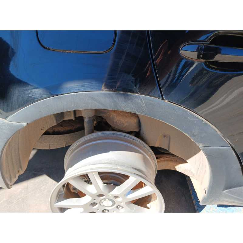 Recambio de aletin trasero derecho para bmw x3 (e83) 2.0 d referencia OEM IAM   