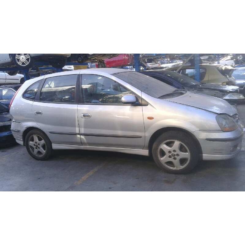 nissan almera tino (v10m) del año 2001