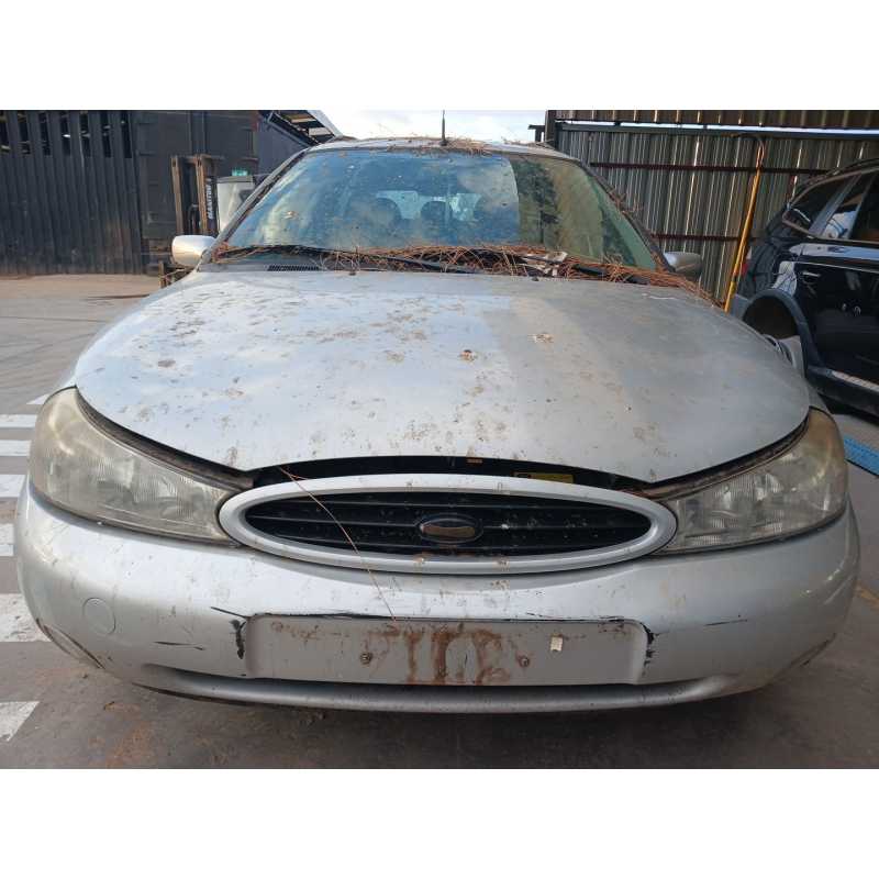 ford mondeo ii turnier (bnp) del año 2000