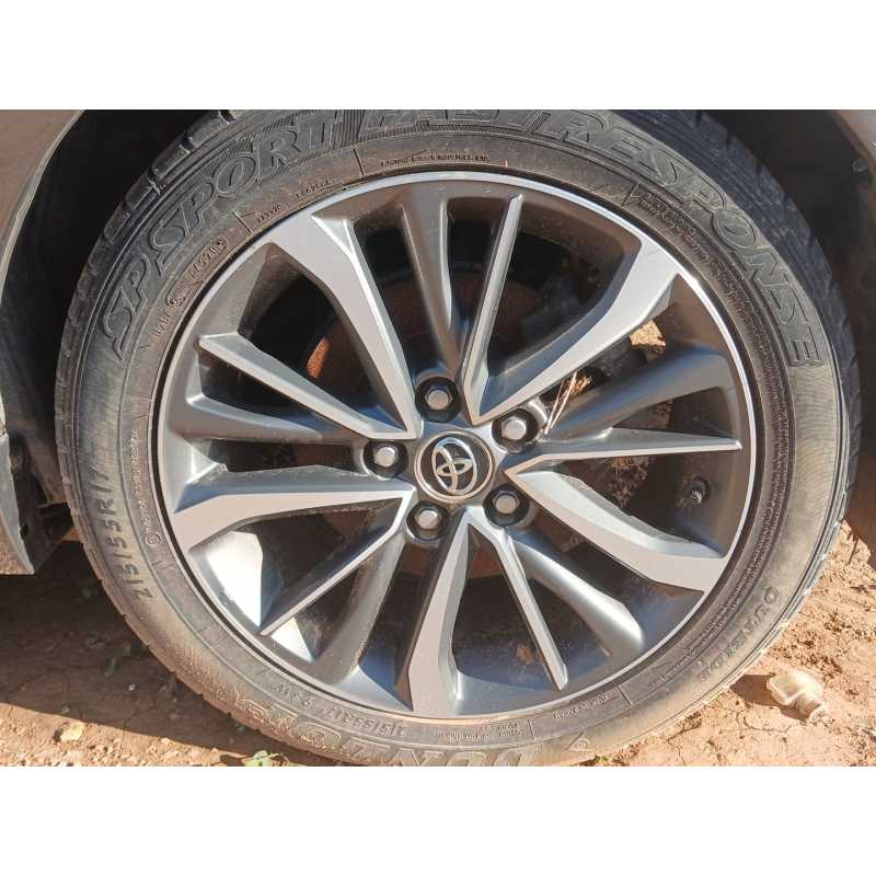 Recambio de llanta para toyota avensis advance referencia OEM IAM   