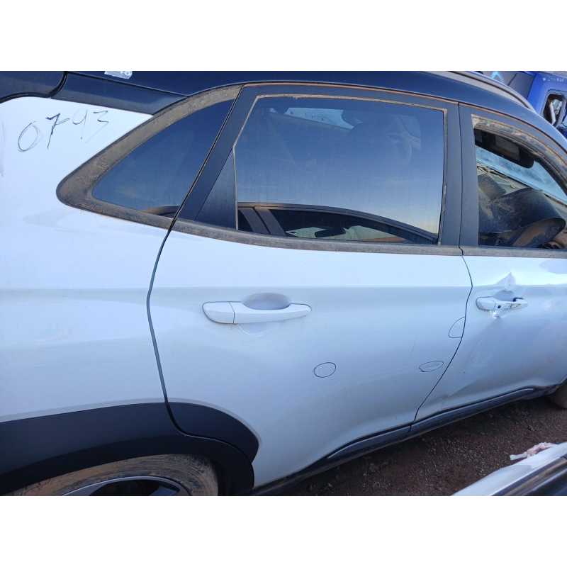 Recambio de puerta trasera derecha para hyundai kona referencia OEM IAM   