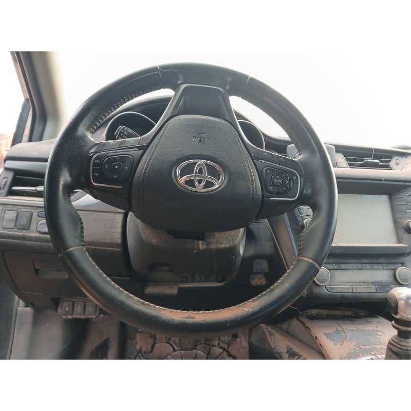 Recambio de volante para toyota avensis sedán (_t27_) 2.0 d-4d (wwt271_) referencia OEM IAM   