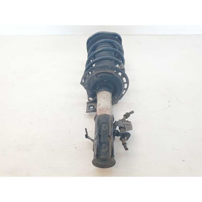 Recambio de amortiguador delantero derecho para ford focus st-line referencia OEM IAM JX6118045EKF E46F7501 