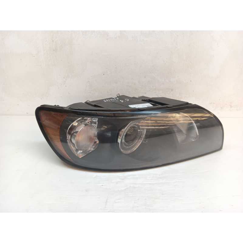 Recambio de faro derecho para volvo s40 berlina 2.0 d kinetic referencia OEM IAM 12644  