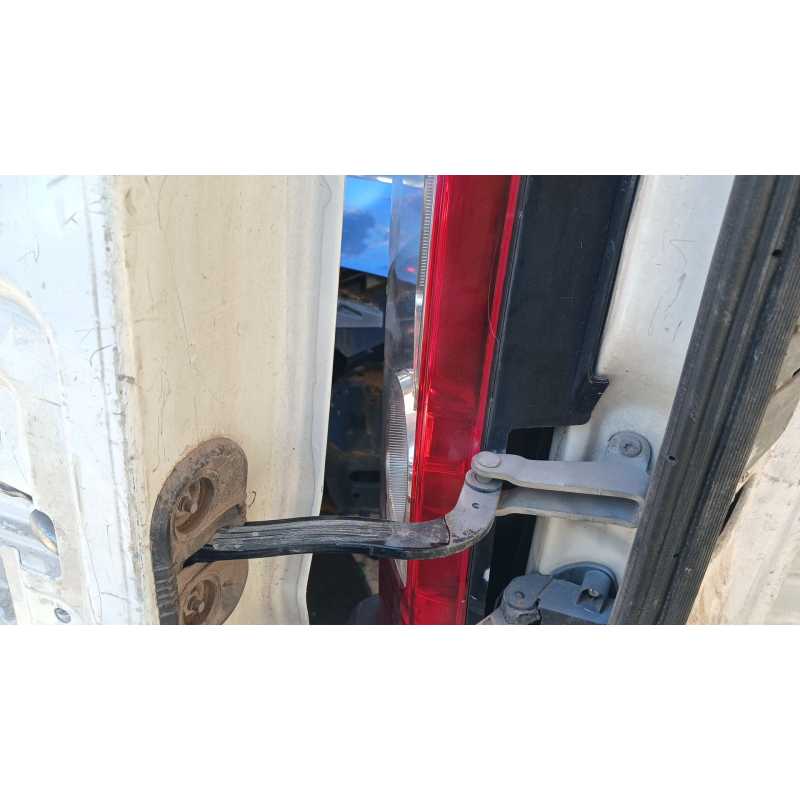 Recambio de retenedor puerta trasera izquierda para peugeot boxer furgoneta 2.2 hdi 100 referencia OEM IAM   
