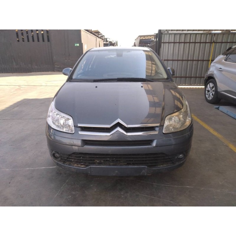 citroën c4 berlina del año 2004