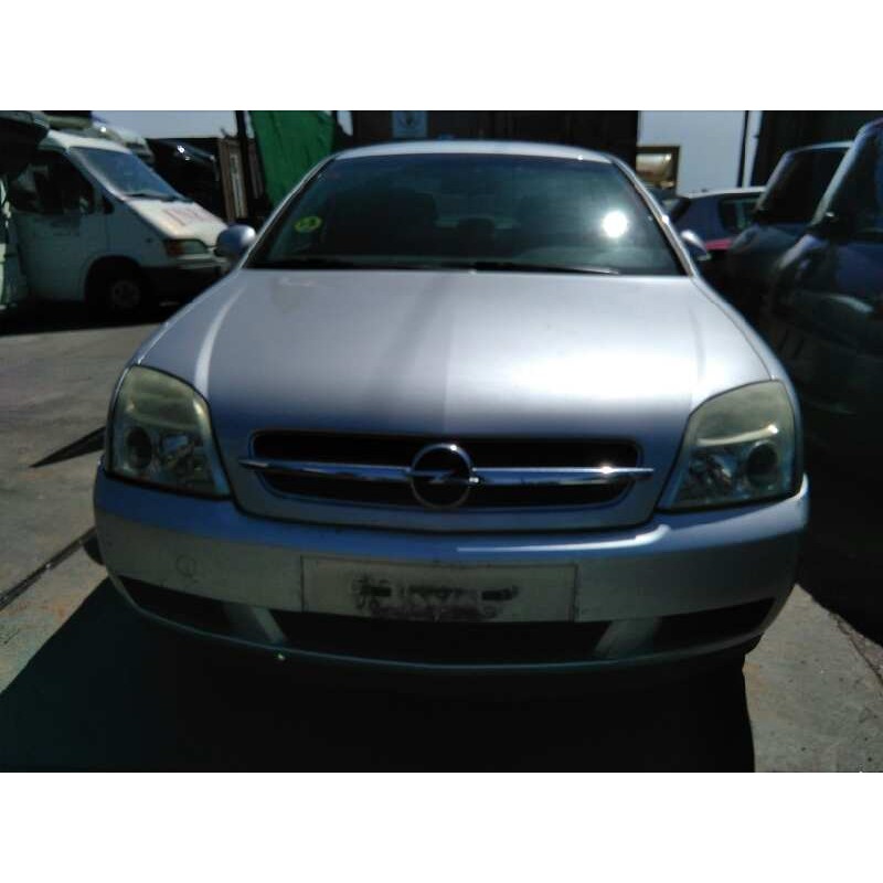 opel vectra c berlina del año 2003