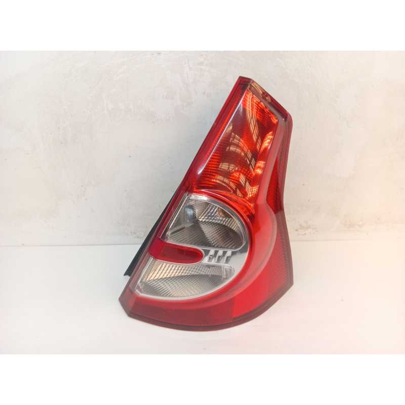 Recambio de piloto trasero derecho para dacia sandero (bs_) 1.6 (bs0d, bs0b, bs0f, bs0h) referencia OEM IAM 8200734824  