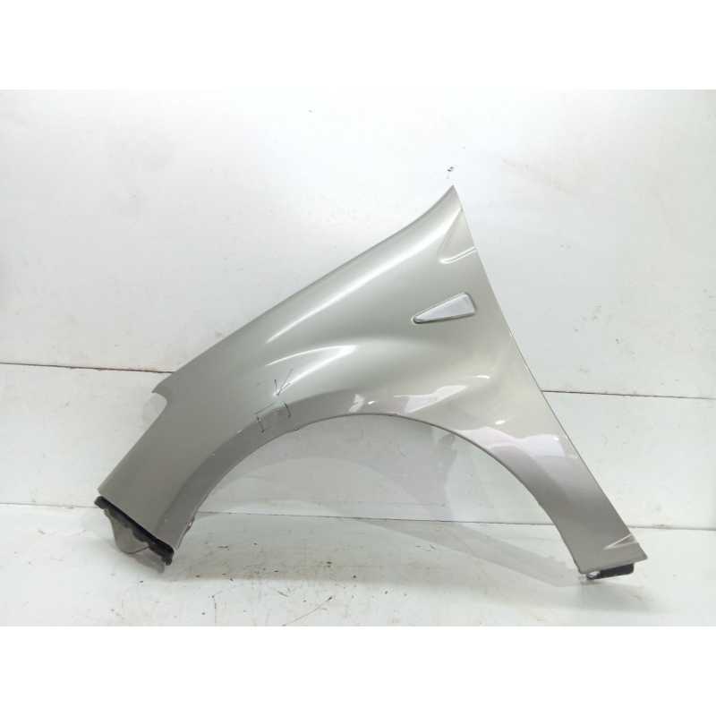 Recambio de aleta delantera izquierda para dacia sandero (bs_) 1.6 (bs0d, bs0b, bs0f, bs0h) referencia OEM IAM   