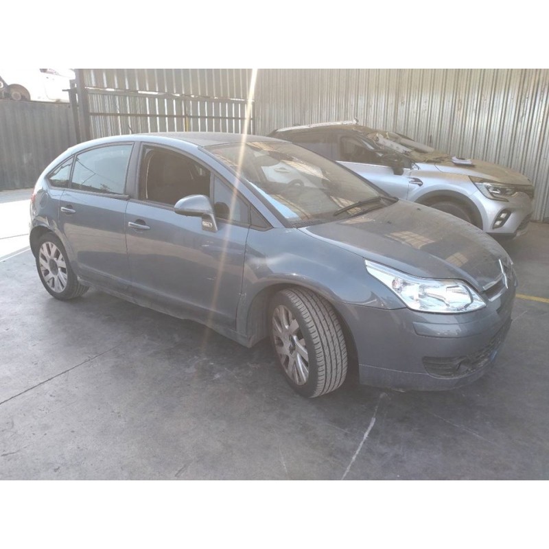 citroën c4 berlina del año 2004