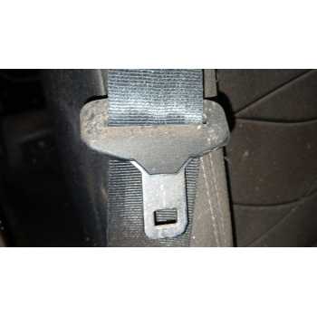 CINTURON SEGURIDAD DELANTERO DERECHO 