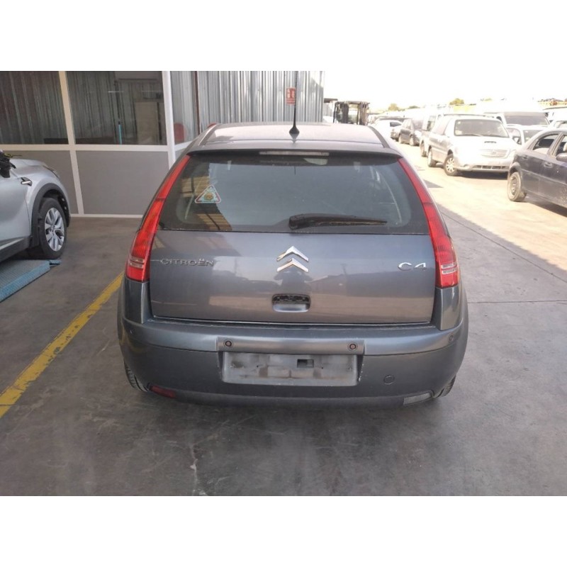 citroën c4 berlina del año 2004
