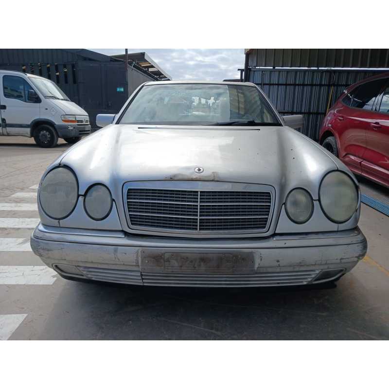 mercedes-benz clase e (w210) del año 1997