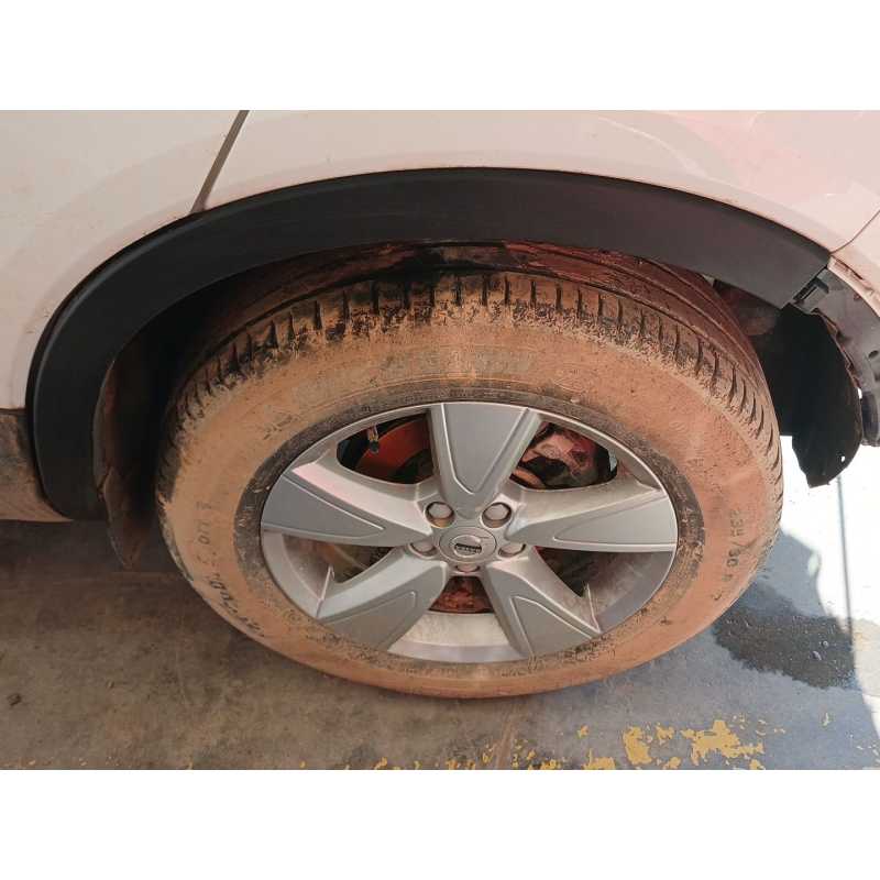 Recambio de aletin trasero izquierdo para volvo xc 40 basis 2wd referencia OEM IAM   