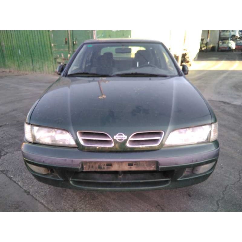 nissan primera berlina (p11) del año 1999