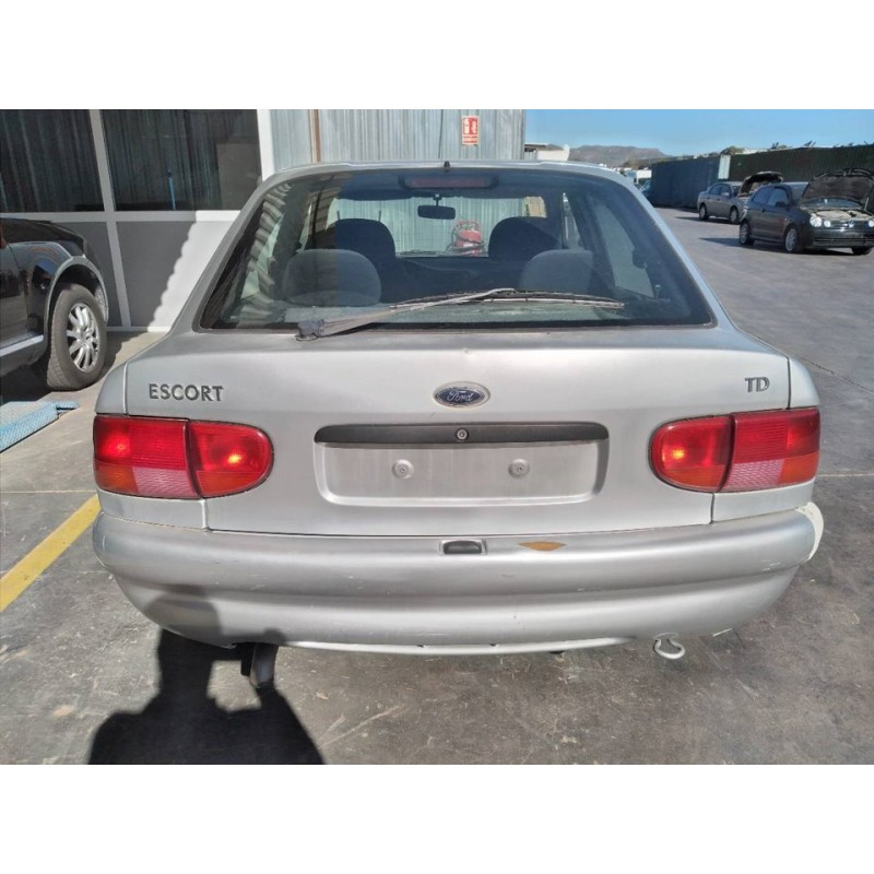 ford escort berl./turnier del año 1999