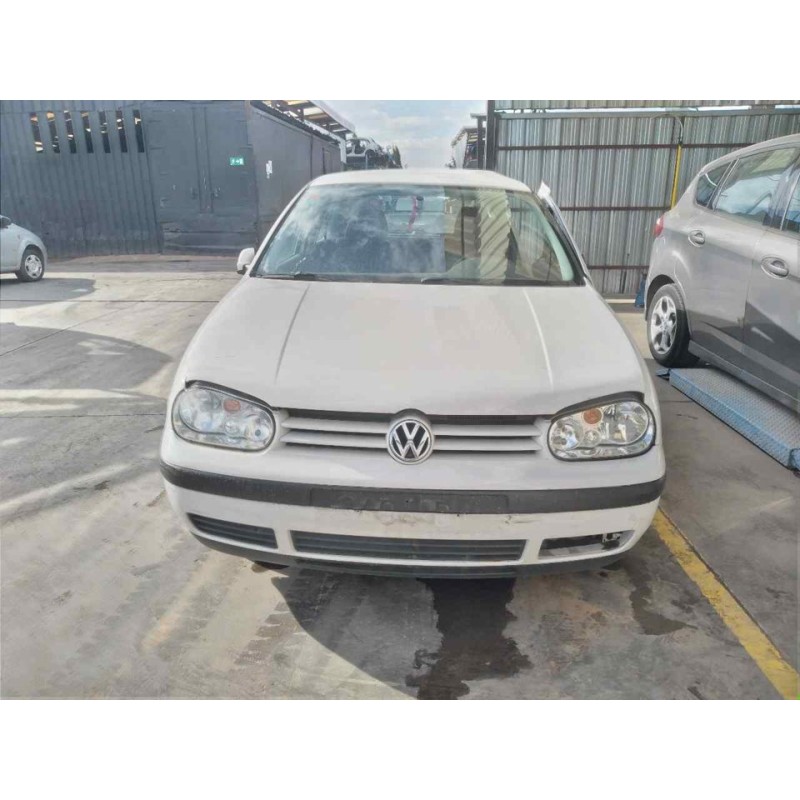 volkswagen golf iv berlina (1j1) del año 2001